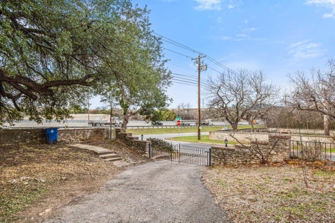 Tiny photo for 11908 North Oaks DR, Austin, TX 78753 (MLS # 5999061)