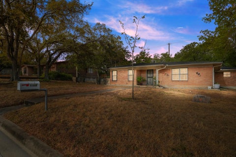 Tiny photo for 11908 North Oaks DR, Austin, TX 78753 (MLS # 5999061)