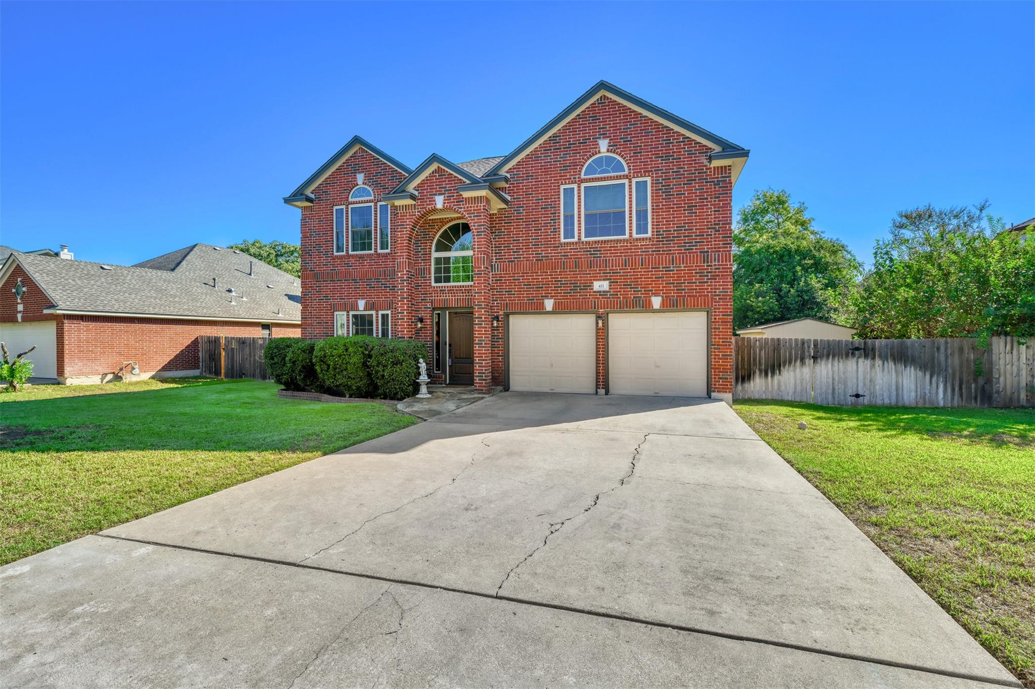 411 Steeplechase DR