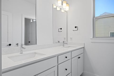 Tiny photo for 5315 La Crosse Ave #18, Austin, TX 78739 (MLS # 3638156)