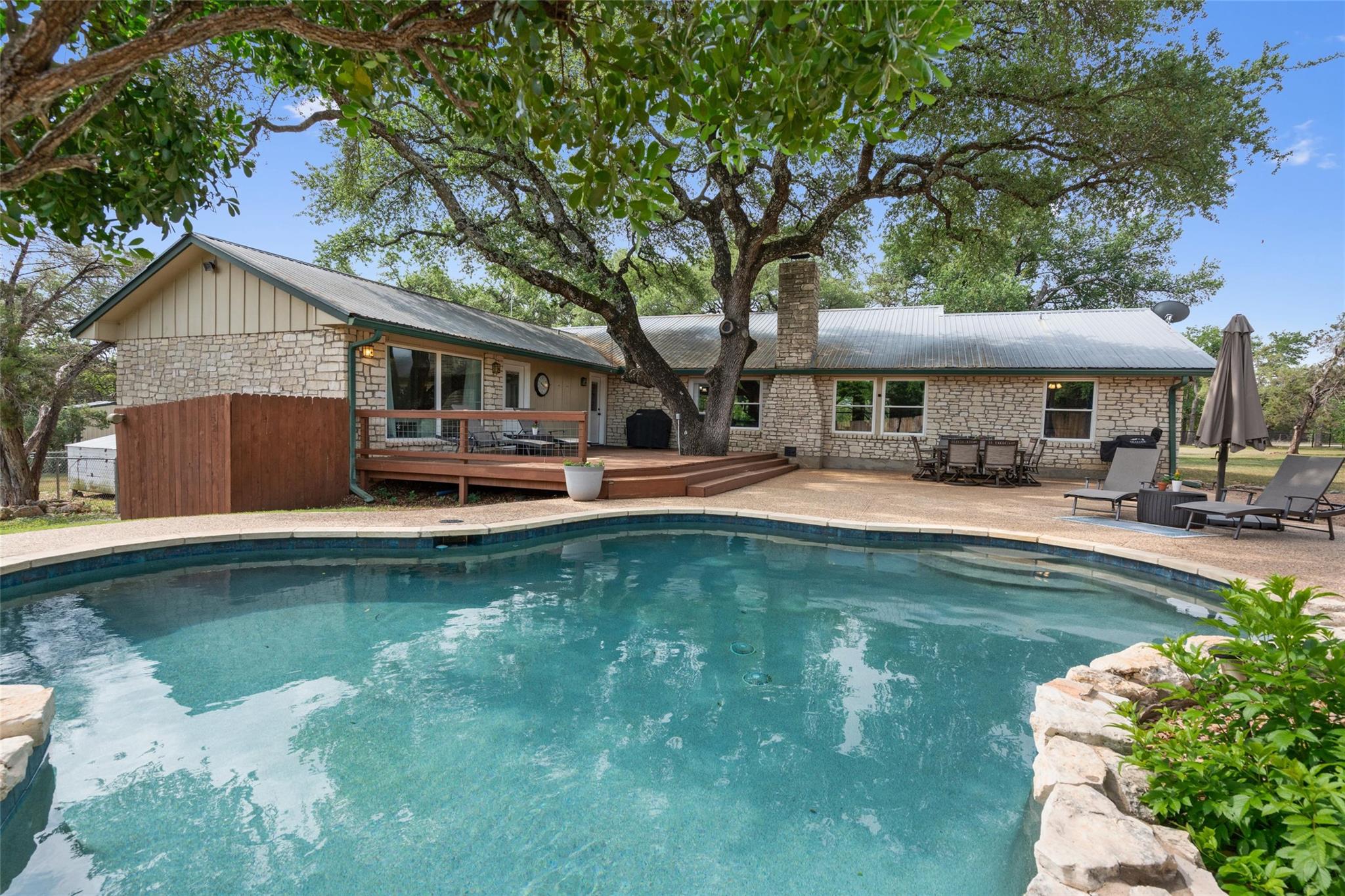 720 Circle G Ranch RD