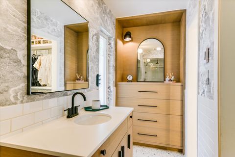 Tiny photo for 1600 Larkwood DR, Austin, TX 78723 (MLS # 7073460)