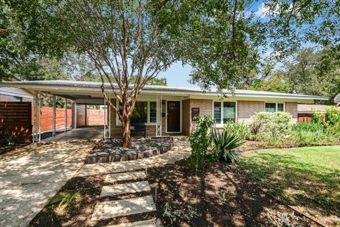 Tiny photo for 1600 Larkwood DR, Austin, TX 78723 (MLS # 7073460)