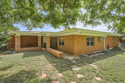 Tiny photo for 2003 Mimosa DR, Austin, TX 78745 (MLS # 5477645)
