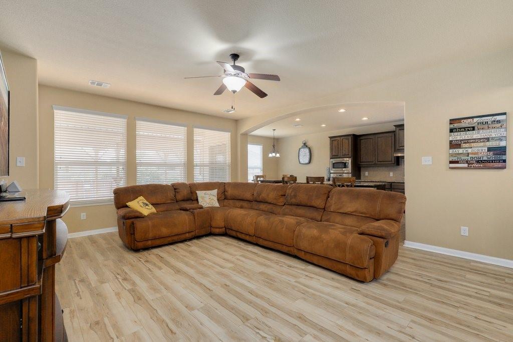 119 Colthorpe LN