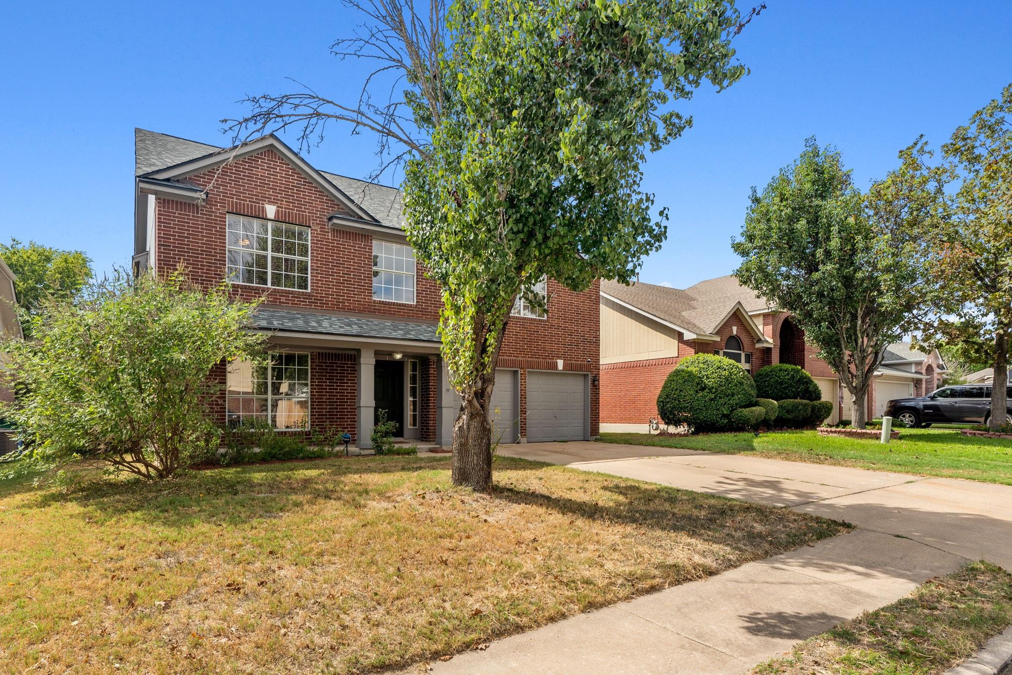 17200 Village Glen RD