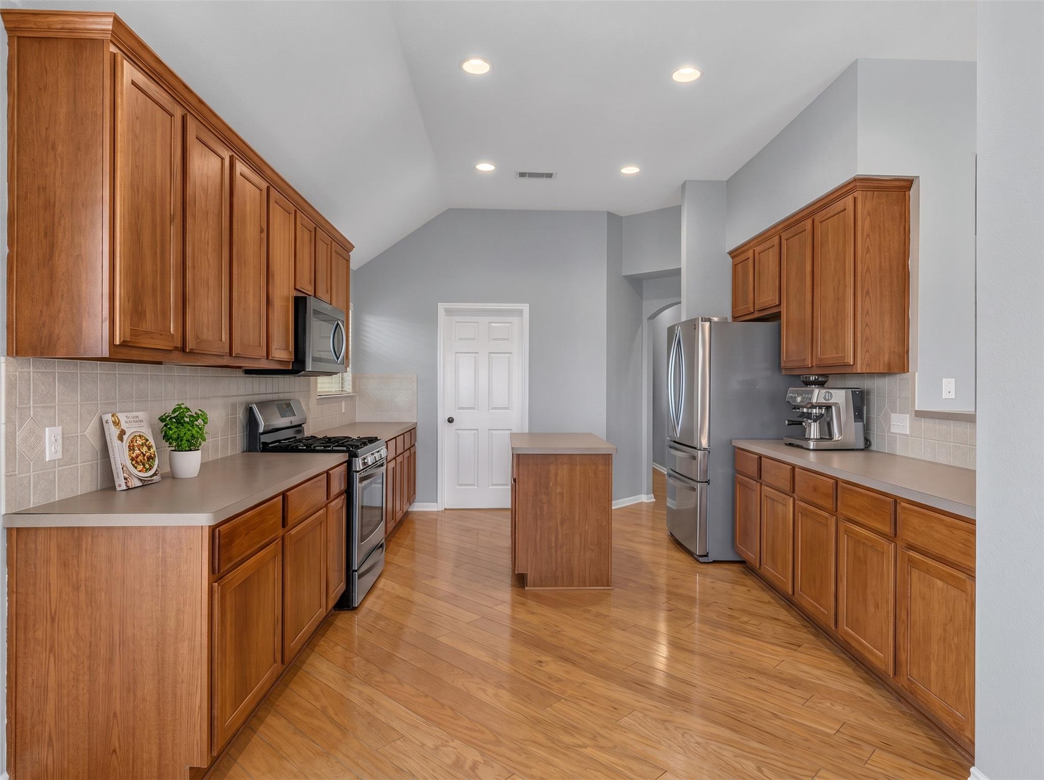 15708 Fisher Island DR
