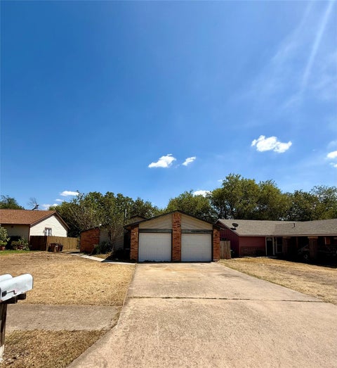 Photo of 10805 Lanshire DR #B, Austin, TX 78758 (MLS # 5707178)