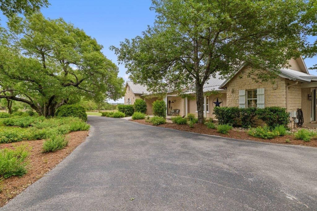 Photo of 2026 Spyglass HL, Leander, TX 78641 (MLS # 8887414)