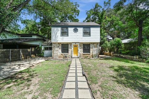 Photo of 901 Jessie ST, Austin, TX 78704 (MLS # 7650437)