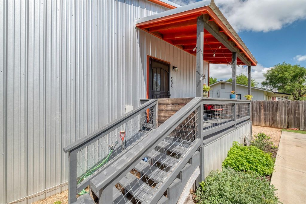 Photo of 505 San Saba ST ST, Lockhart, TX 78644 (MLS # 1082017)