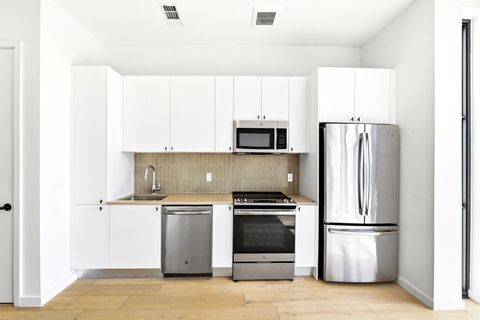 Tiny photo for 800 Embassy DR #305, Austin, TX 78702 (MLS # 1770309)