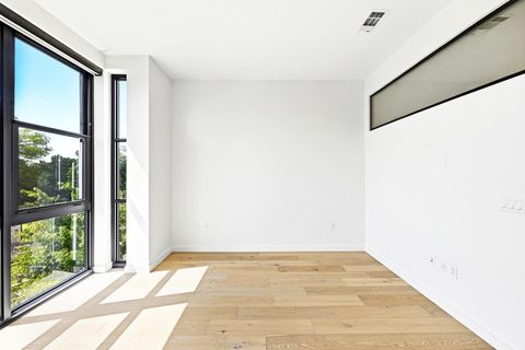 Tiny photo for 800 Embassy DR #305, Austin, TX 78702 (MLS # 1770309)