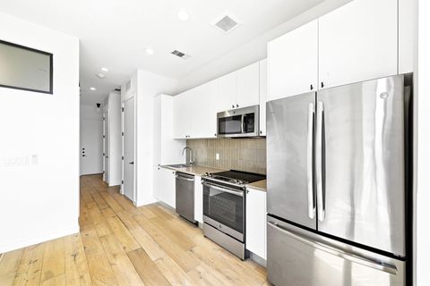 Tiny photo for 800 Embassy DR #305, Austin, TX 78702 (MLS # 1770309)