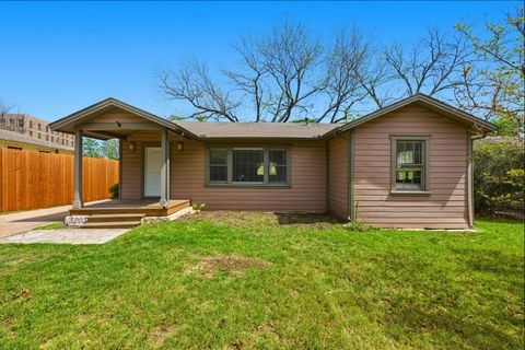 5203 Valley Oak DR Austin TX 78731