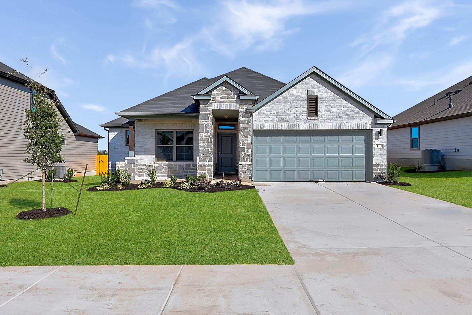 Photo 1 of 34 — 110 Divisadero DR, Hutto, TX 78634