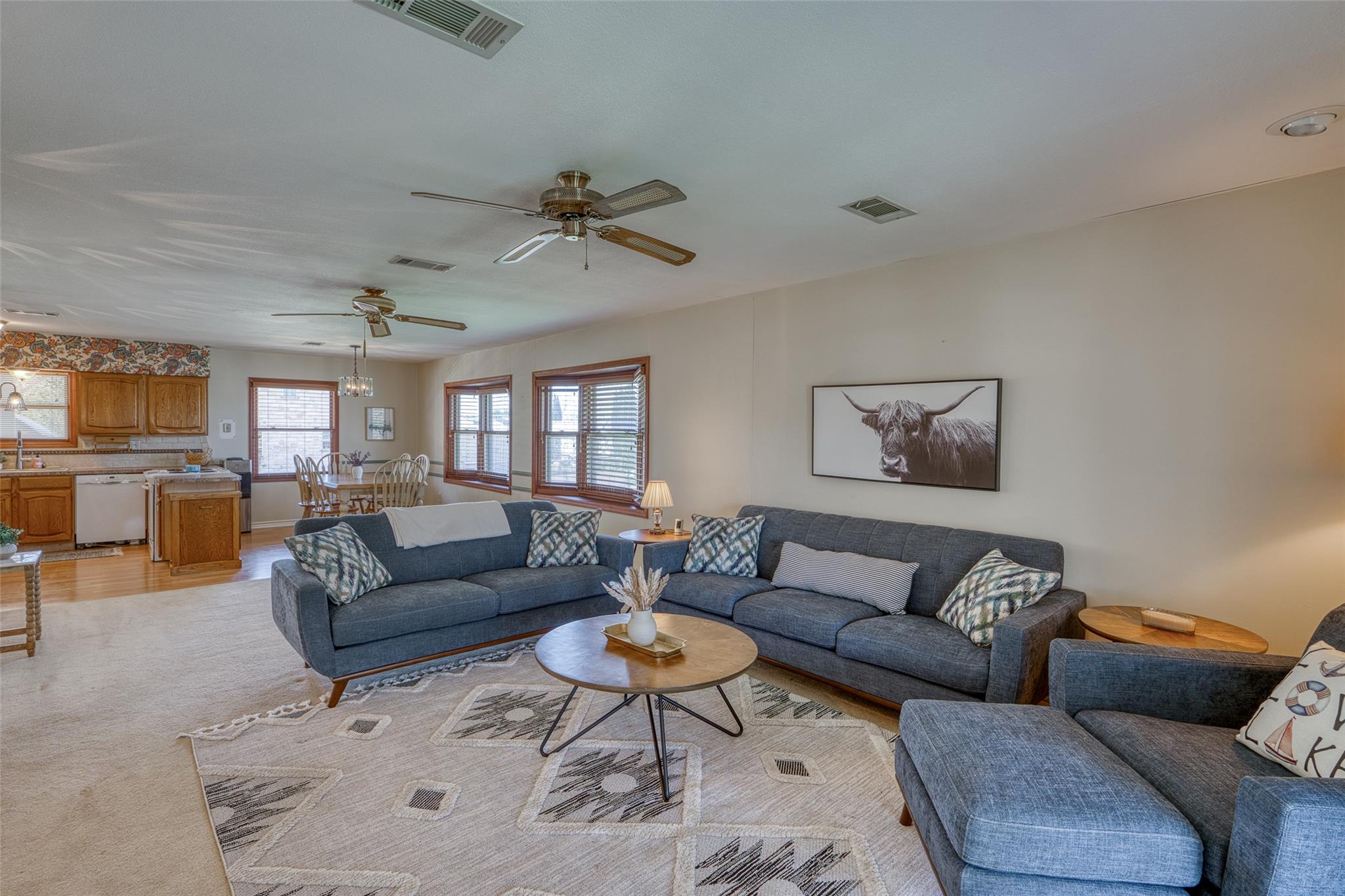 607 County Road 142