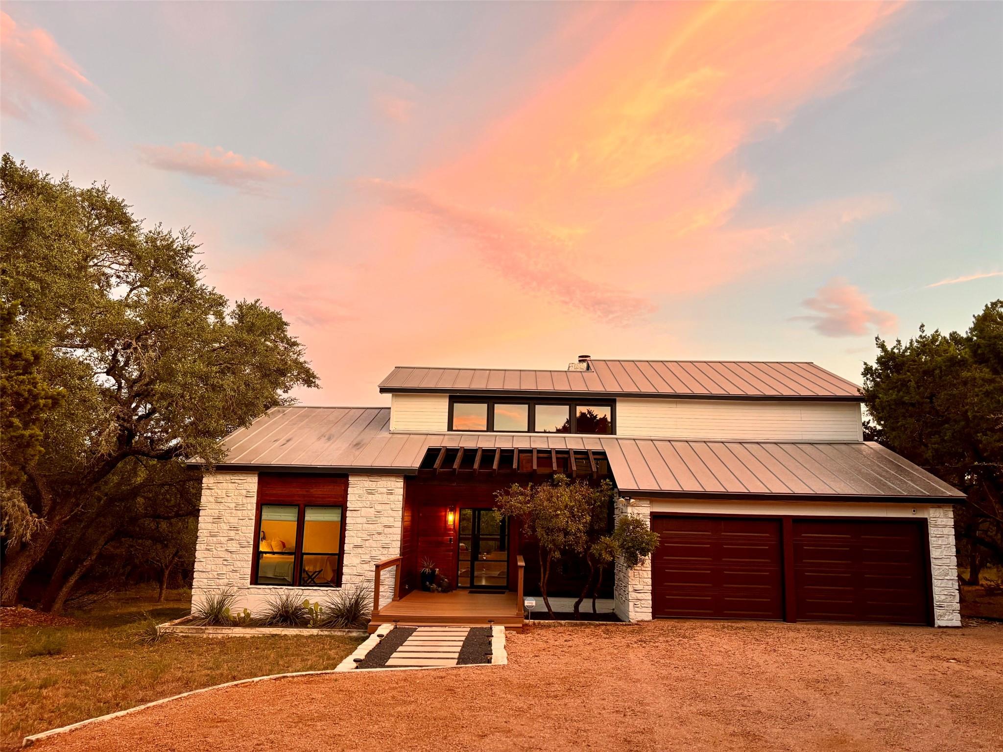 109 Freedom DR