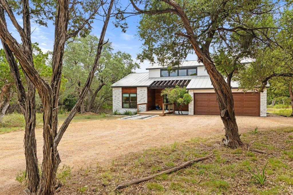 109 Freedom DR