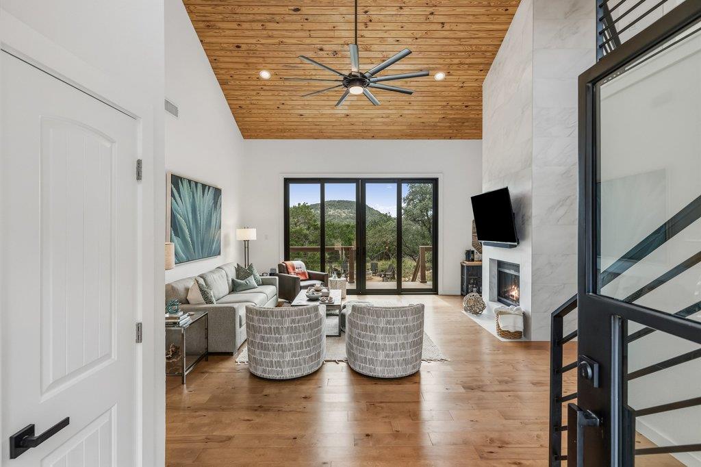 109 Freedom DR