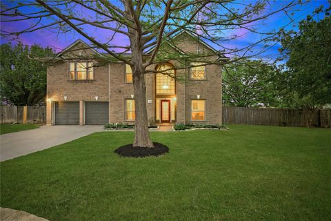 708 Holly CT Pflugerville TX 78660