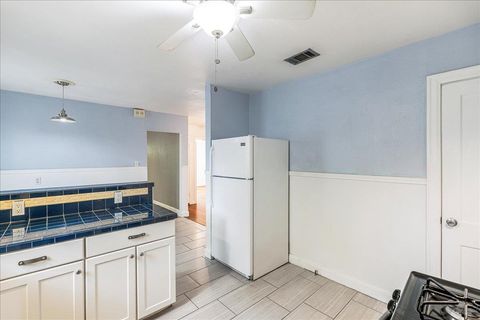 Tiny photo for 3710 Hollywood Ave, Austin, TX 78722 (MLS # 4097330)