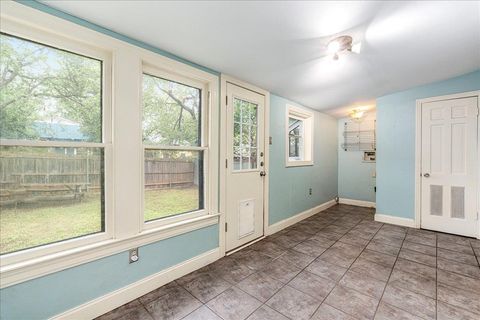 Tiny photo for 3710 Hollywood Ave, Austin, TX 78722 (MLS # 4097330)