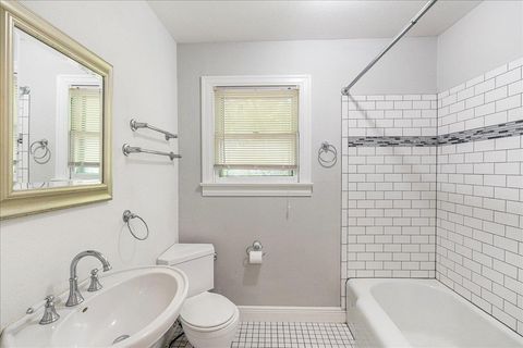 Tiny photo for 3710 Hollywood Ave, Austin, TX 78722 (MLS # 4097330)