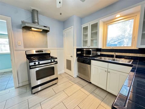 Tiny photo for 3710 Hollywood Ave, Austin, TX 78722 (MLS # 4097330)