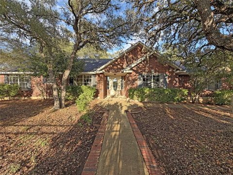 2741 Connie DR Canyon Lake TX 78133