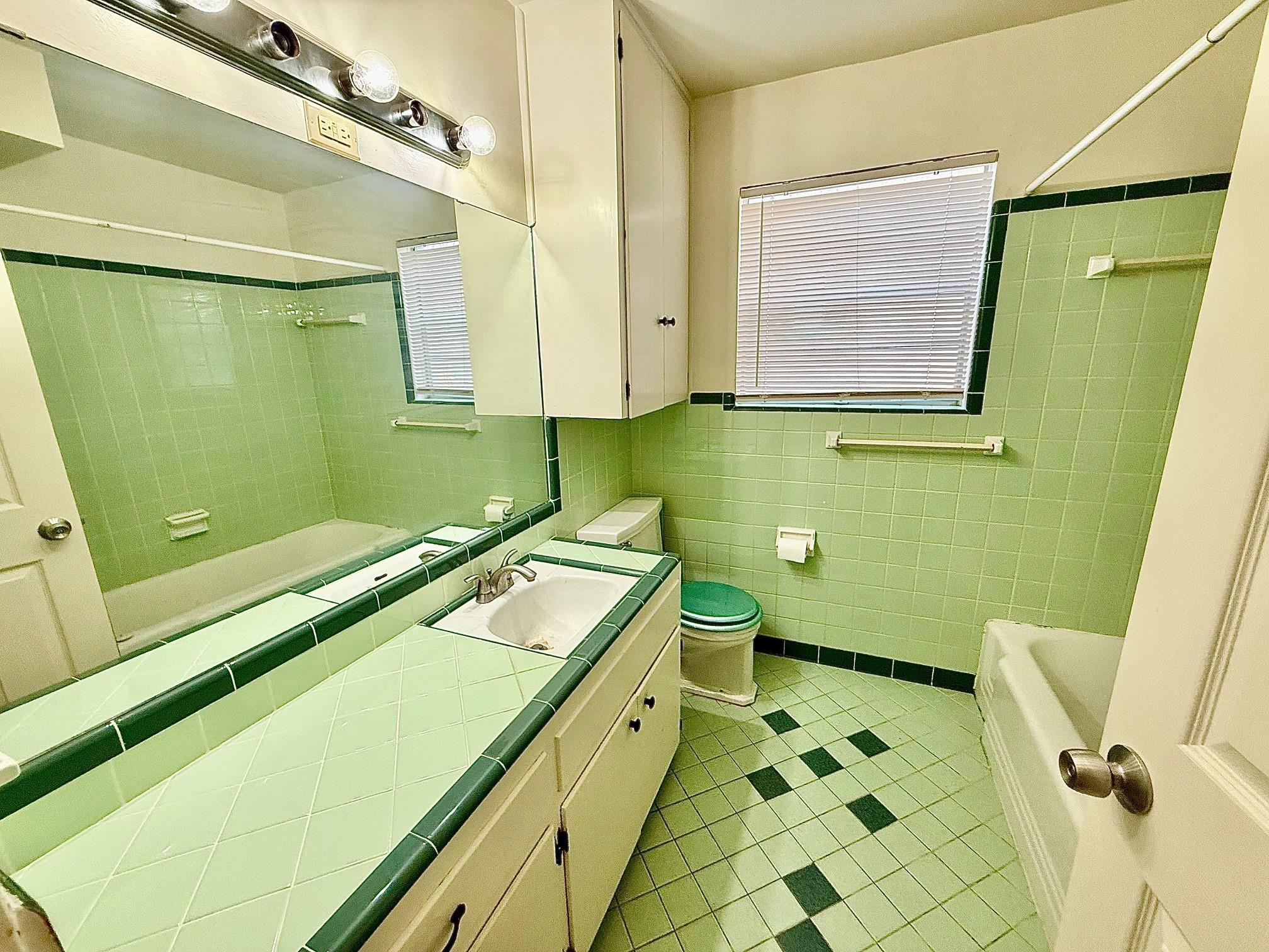 Austin, Texas 78704, United States, 1 Bedroom Bedrooms, ,1 BathroomBathrooms,Residential,Active,24035