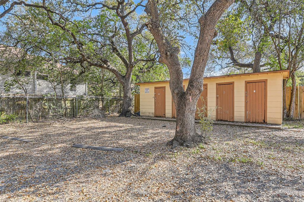 Austin, Texas 78704, United States, 1 Bedroom Bedrooms, ,1 BathroomBathrooms,Residential,Active,24035