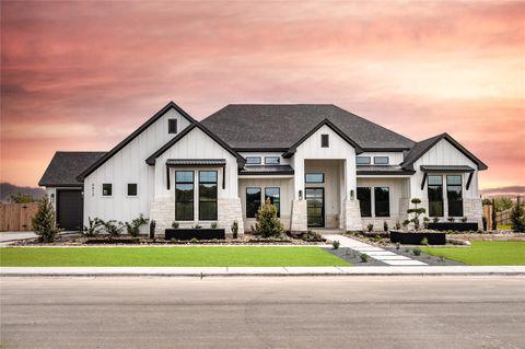 Photo of 6612 King Oaks BLVD, Salado, TX 76571 (MLS # 9135195)