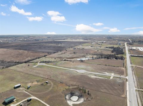 2558 E FM 487 Jarrell TX 76537