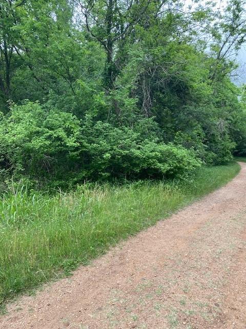 Lot 812 Kaukonahua LN