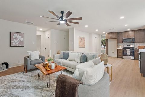 Tiny photo for 4700 Castleman DR, Austin, TX 78725 (MLS # 1956771)