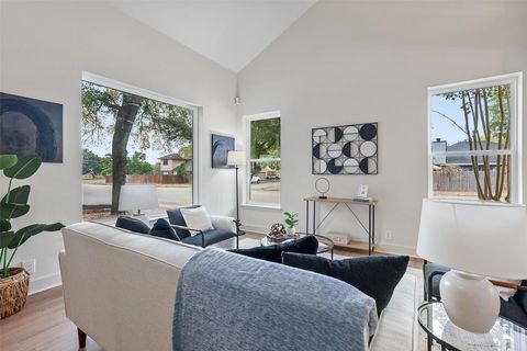 Photo of 4700 Castleman DR, Austin, TX 78725 (MLS # 1956771)