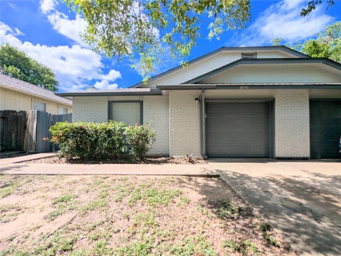Photo of 2036 Redwing WAY, Round Rock, TX 78664 (MLS # 3375460)