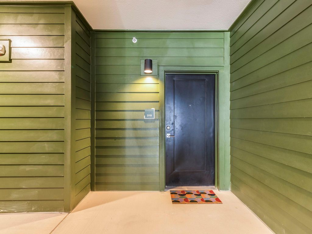 Photo of 4802 S Congress Ave #310, Austin, TX 78745 (MLS # 9358481)