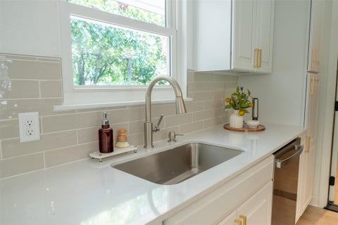 Tiny photo for 1613 Glencrest DR, Austin, TX 78723 (MLS # 1179091)