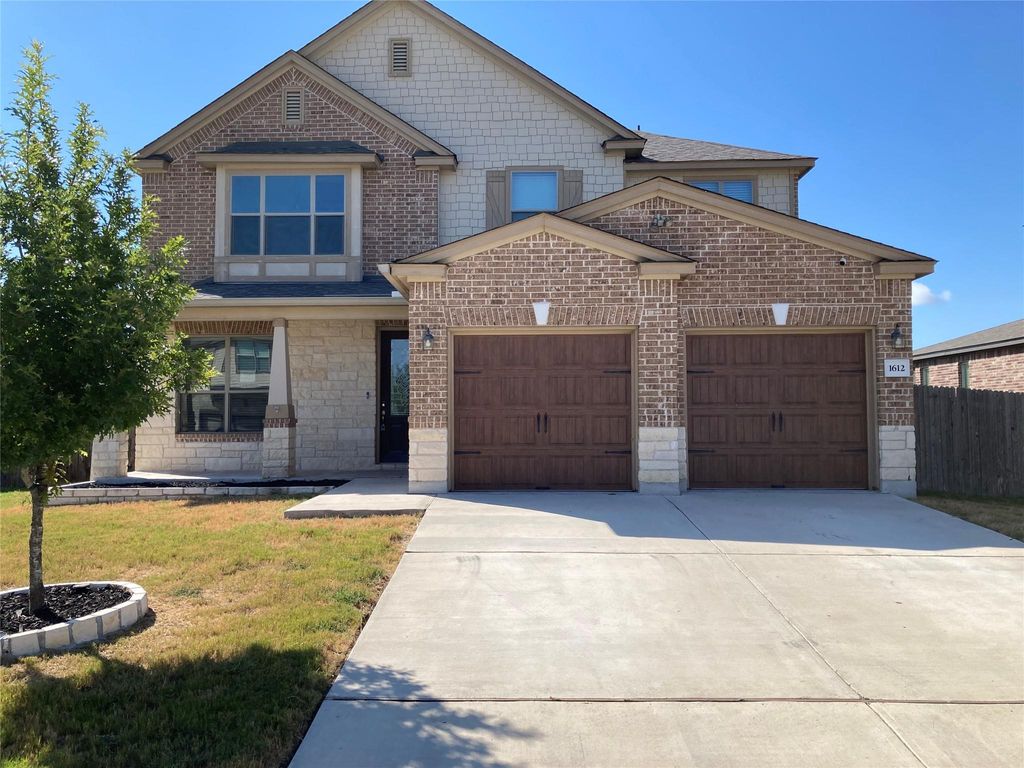Photo of 1612 Foxglove DR, Lockhart, TX 78644 (MLS # 5328902)