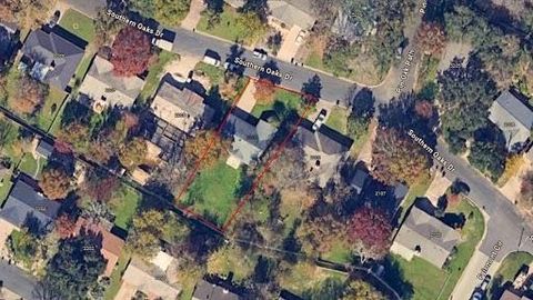 Photo of 2203 Southern Oaks DR, Austin, TX 78745 (MLS # 4165566)