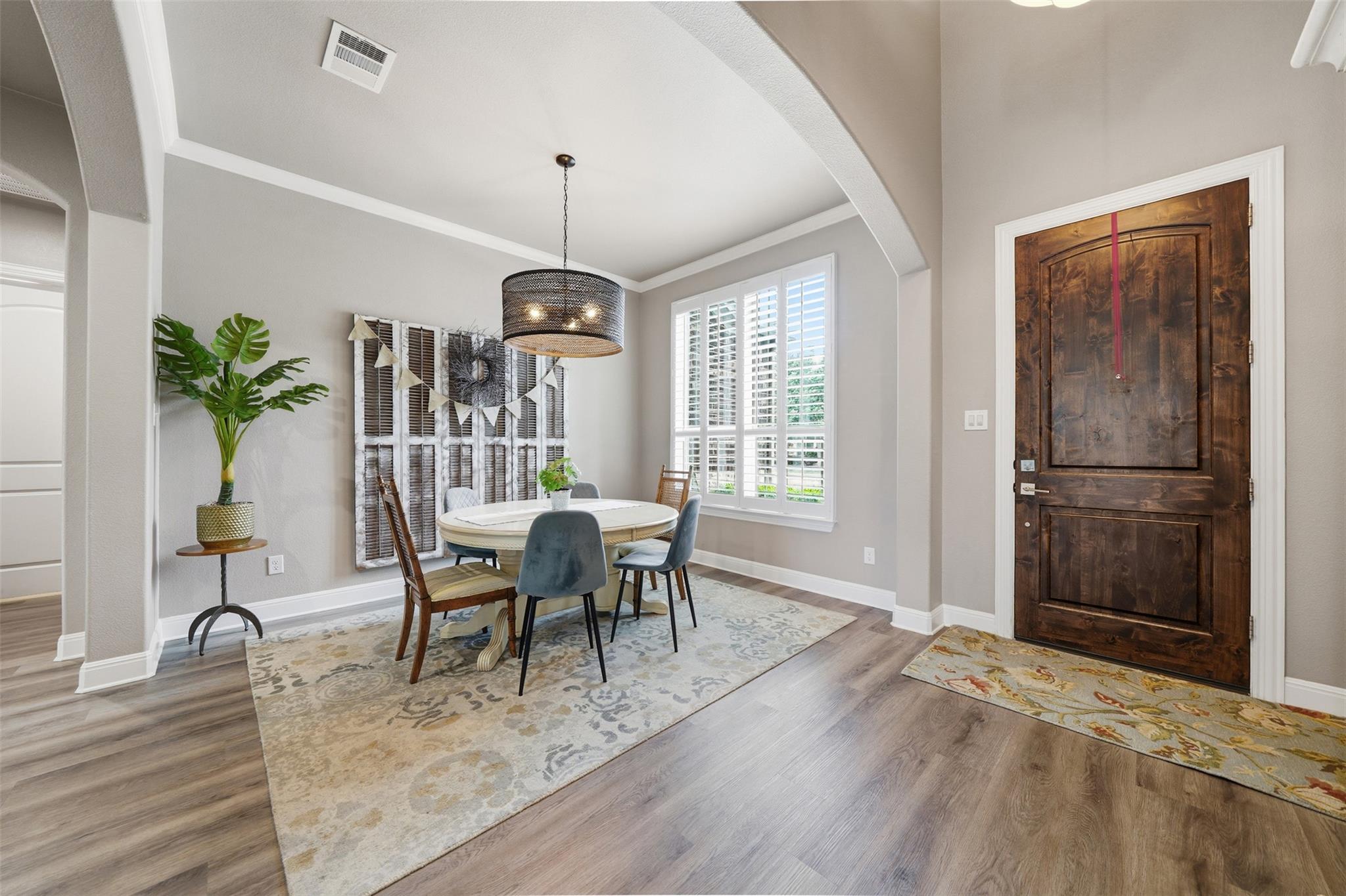 447 Clear Springs HOLW