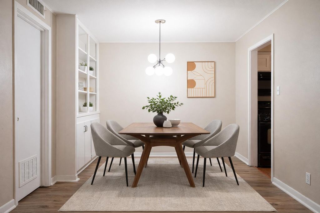 Photo of 1240 BARTON HILLS DR #111, Austin, TX 78704 (MLS # 1194779)