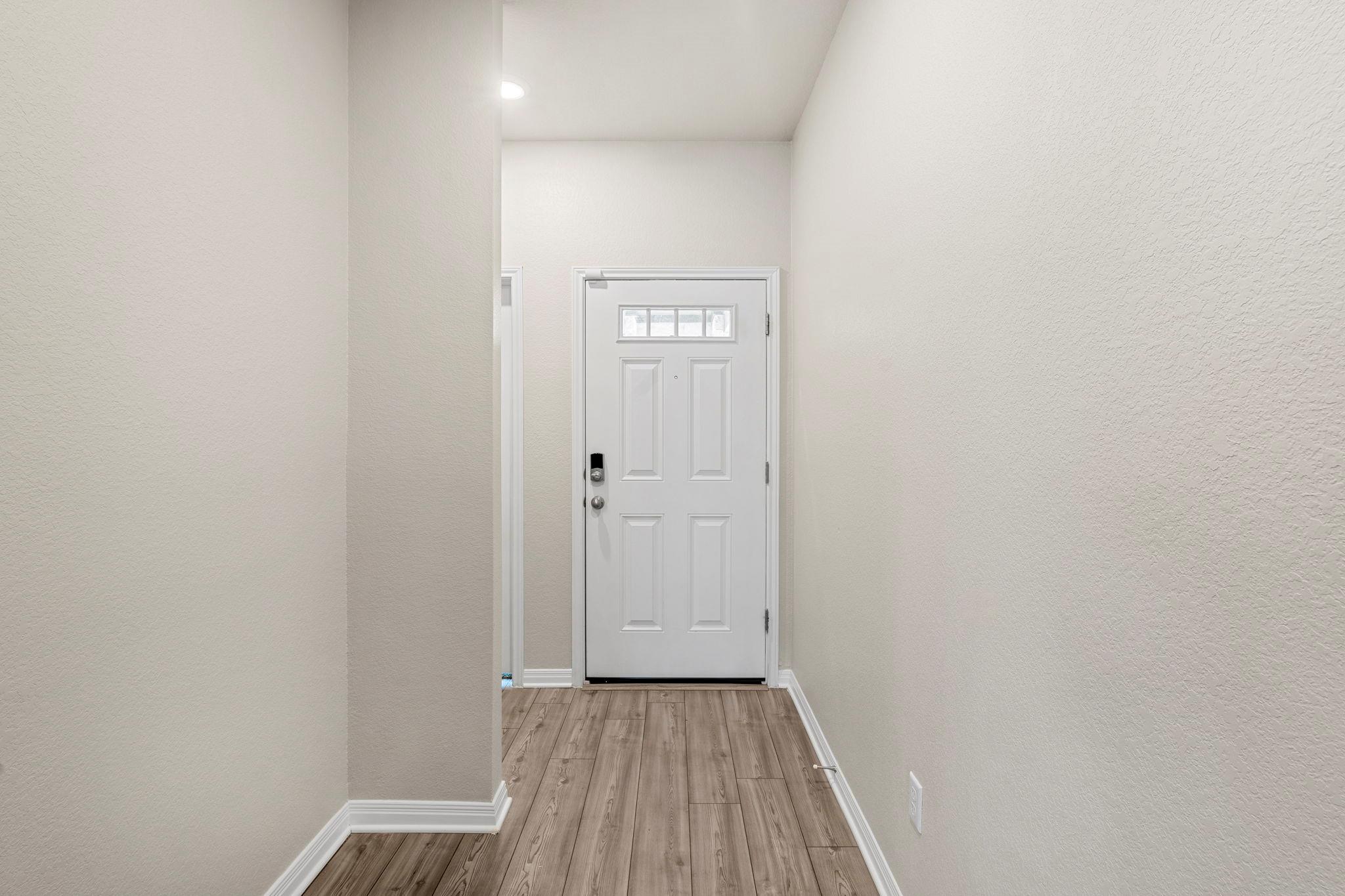 516 Loriner WAY