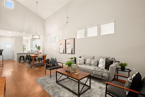 8945 Parker Ranch CIR B Austin TX 78748
