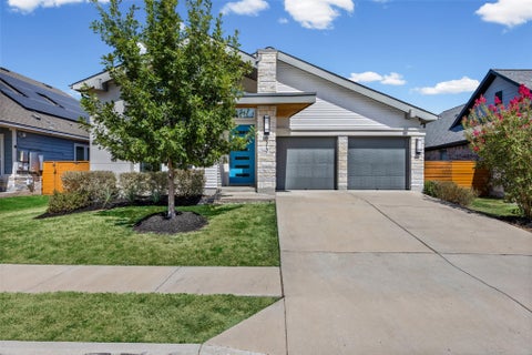 Photo of 8317 Donnelley DR, Austin, TX 78744 (MLS # 5997474)
