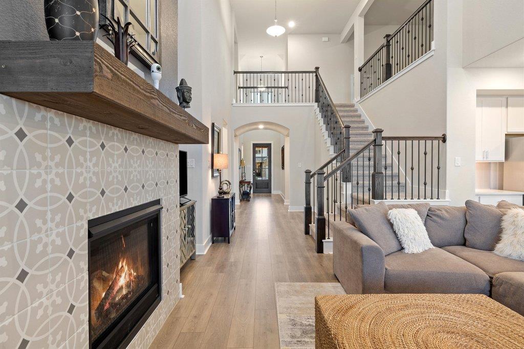 1113 Spring Gulch LN