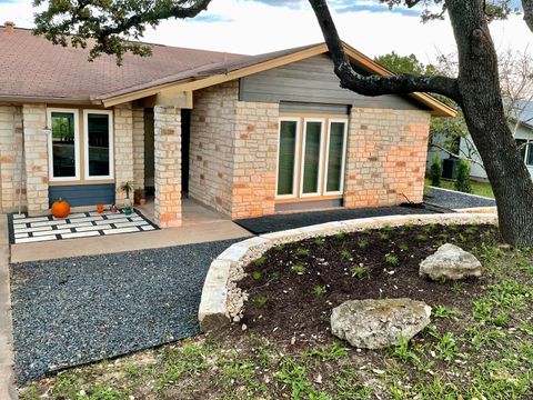 Photo of 8202 Little Deer XING, Austin, TX 78736 (MLS # 8751007)