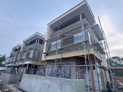 Tiny photo for 7414 W Guadalupe Street St #3, Austin, TX 78752 (MLS # 6304153)